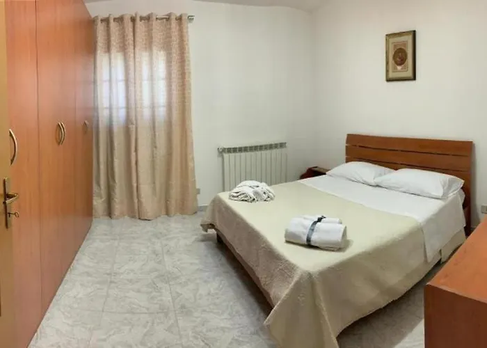 Casa Paradiso アパート Palazzo Adriano